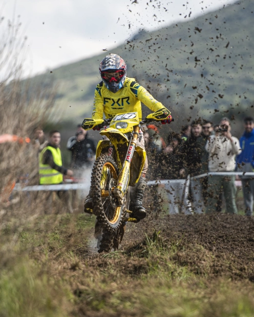 1ος Αγώνας Enduro  1η Νίκη για τη Suzuki Moto Greece και τον Πάνο Κακολύρη! 